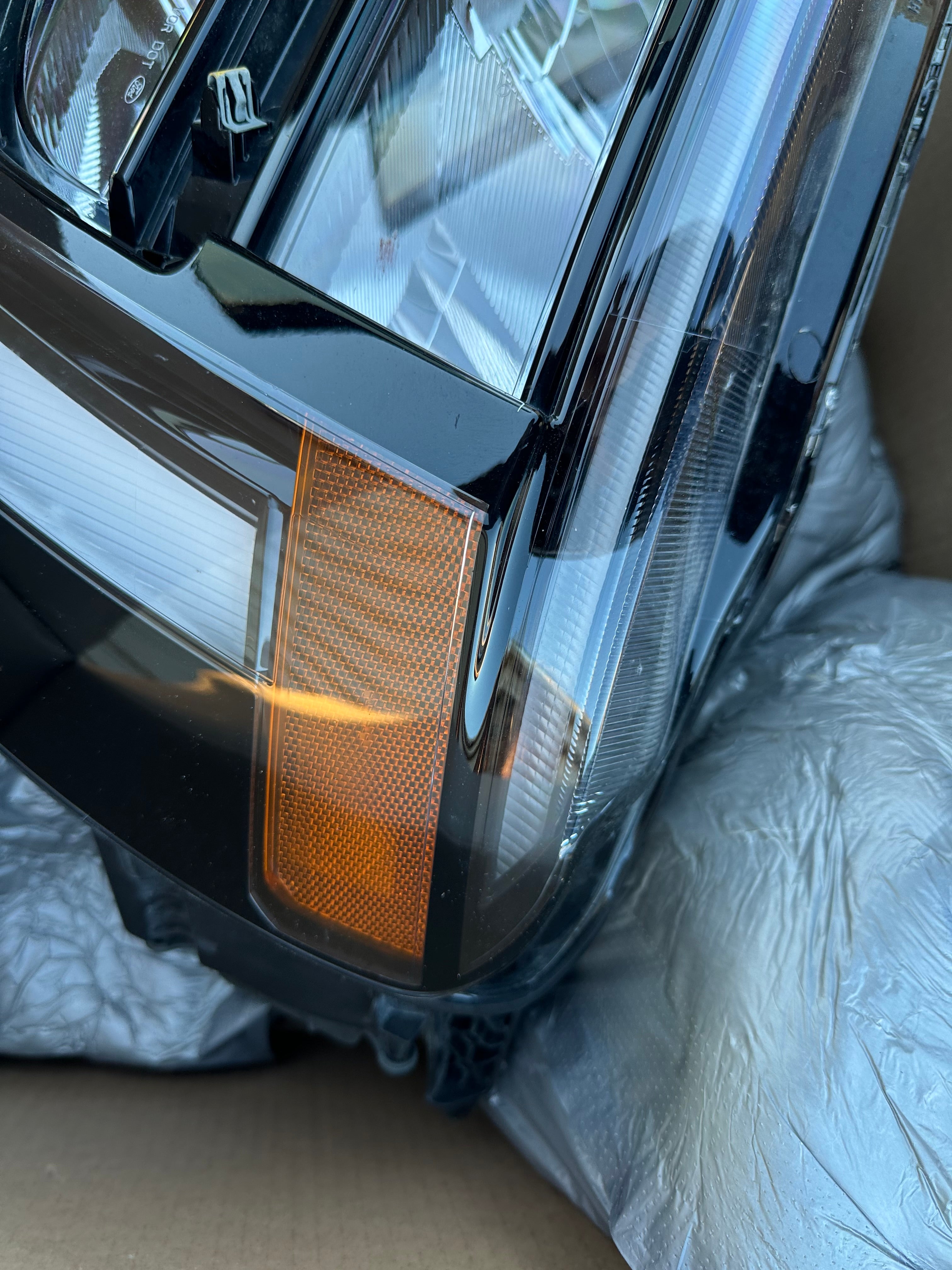 2025 2026 FORD EXPEDITION HEADLAMP LEFT DRIVER LED HEADLIGHT OEM SL1B-13E015-CS