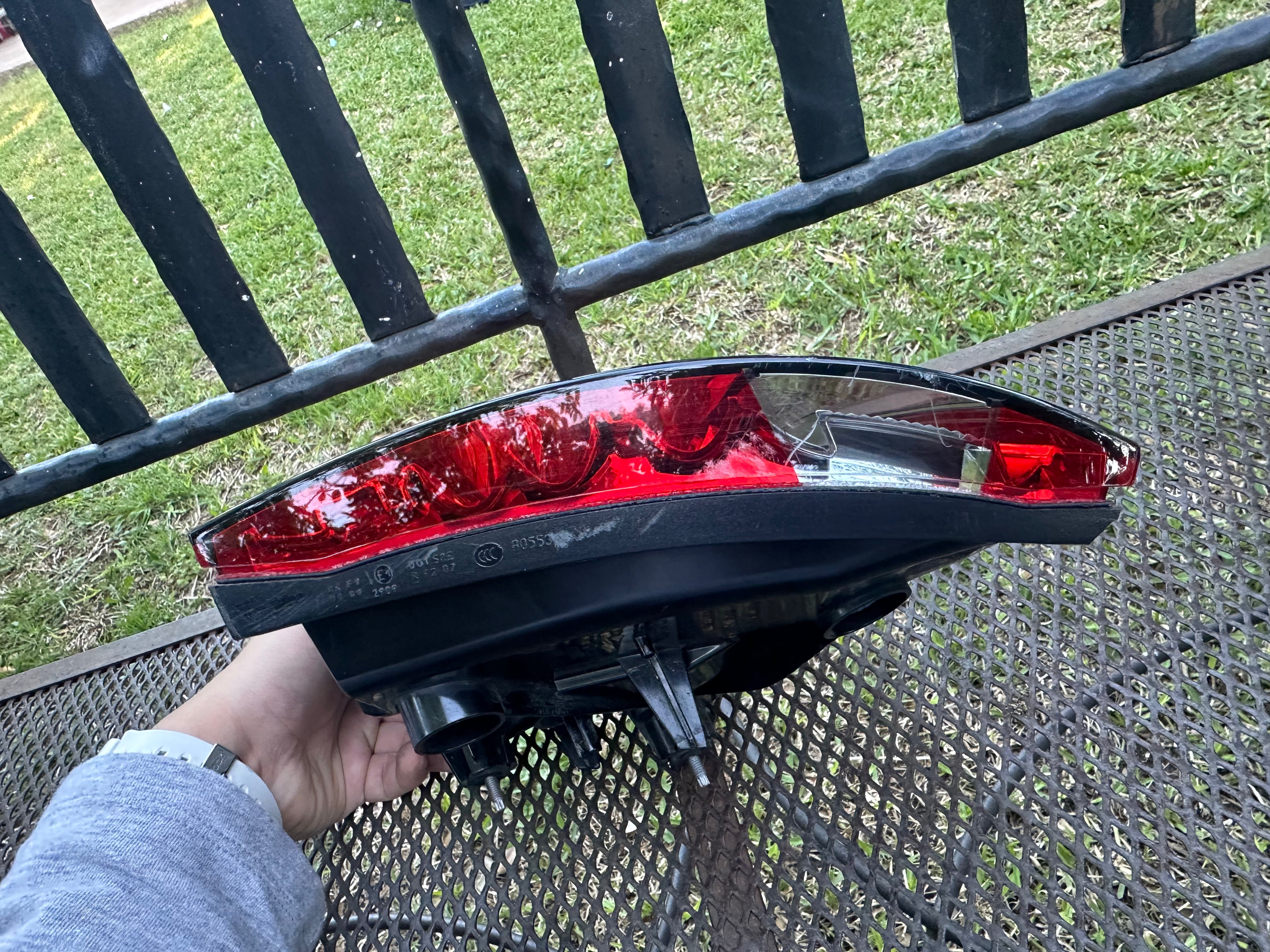 11-14 Porsche Cayenne Rear Right Passenger Side Tail Light Taillight Lamp Oem