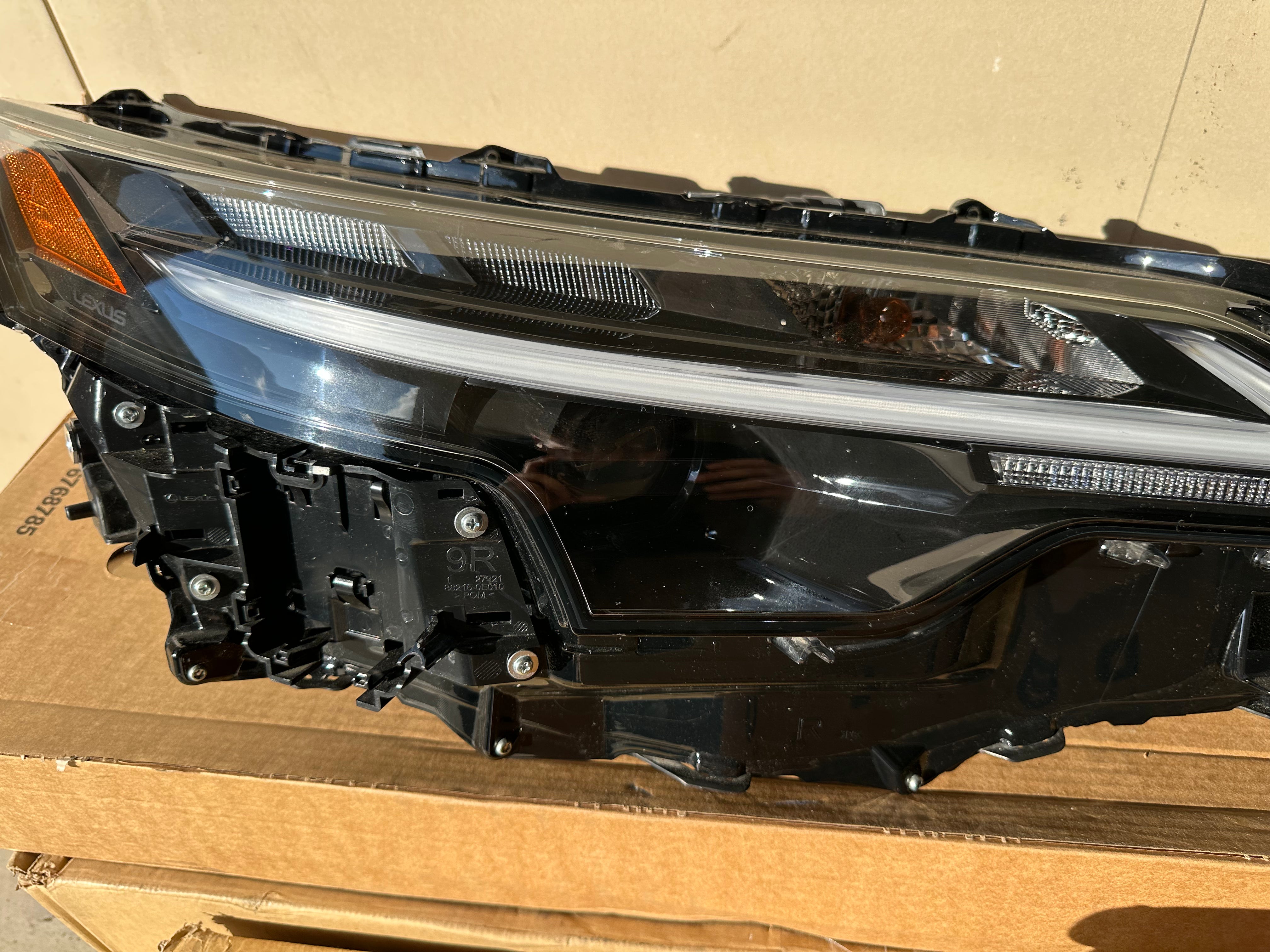 PAIR Headlight Assembly For LEXUS RX300 RX330 RX350 RX350h RX350L 2023-2025 OEM