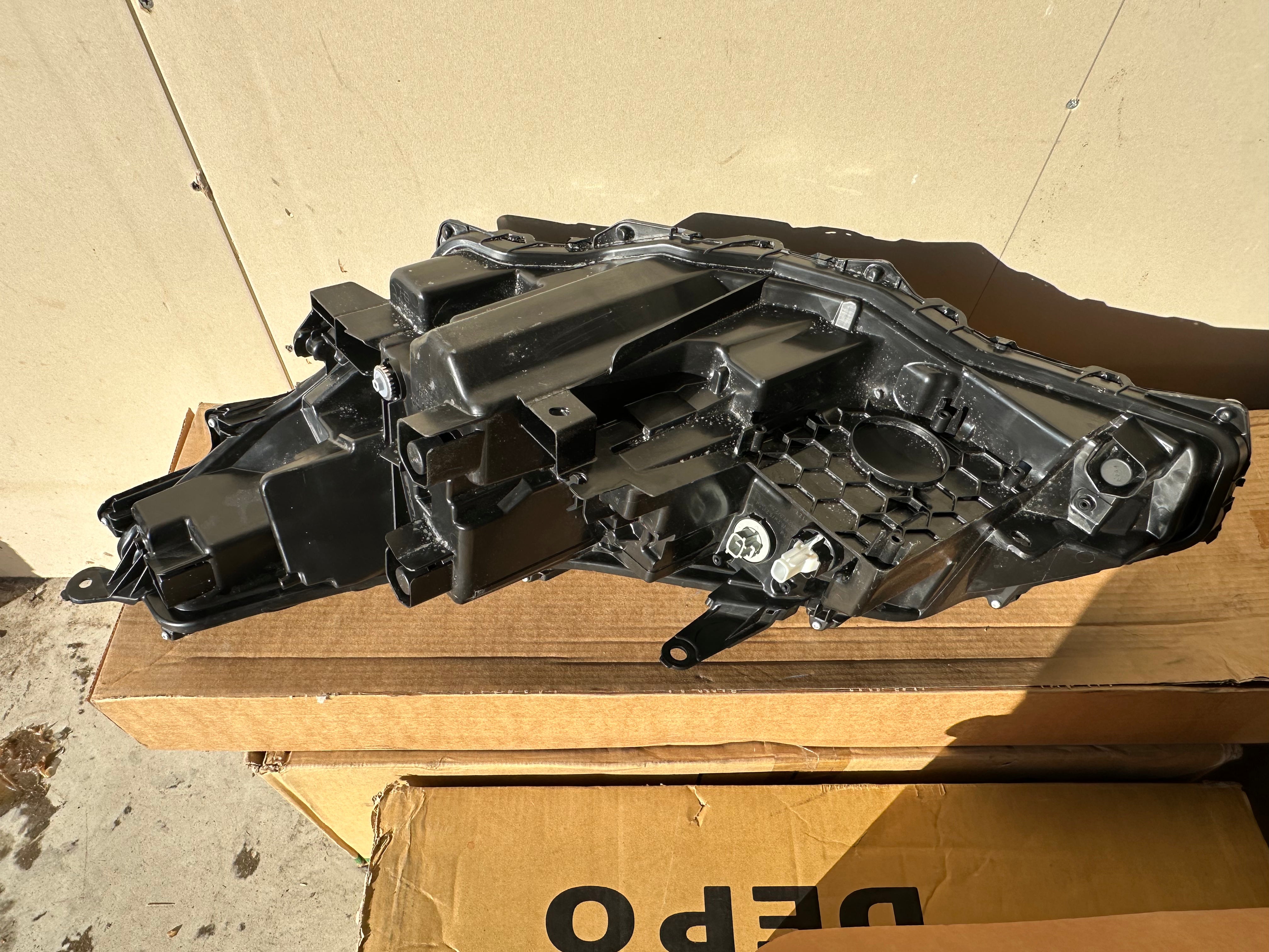 PAIR Headlight Assembly For LEXUS RX300 RX330 RX350 RX350h RX350L 2023-2025 OEM