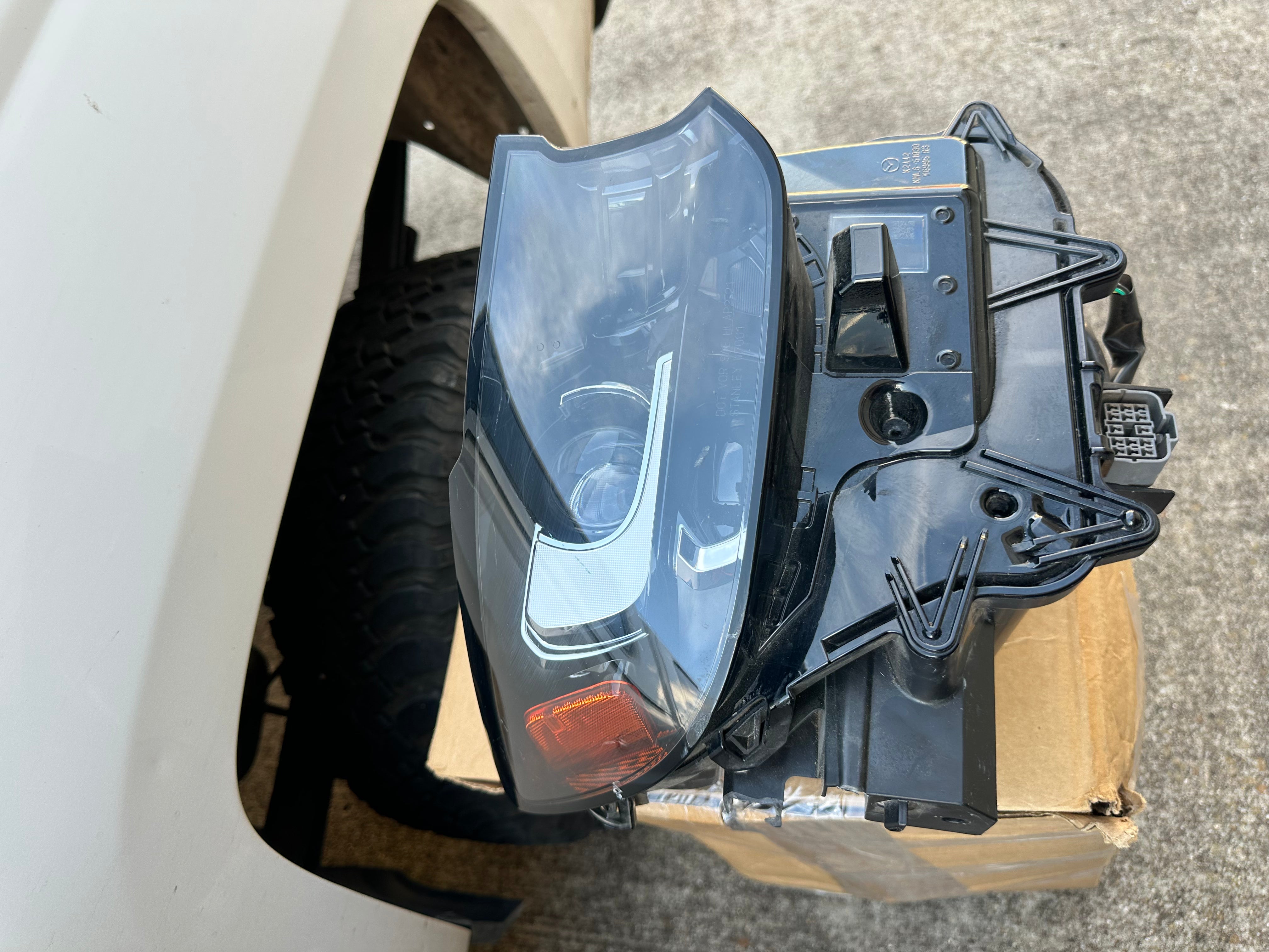 2024-2025 MAZDA CX-90 HEADLIGHT PASSENGER SIDE LED NON ADAPTIVE OEM ' *DC8170
