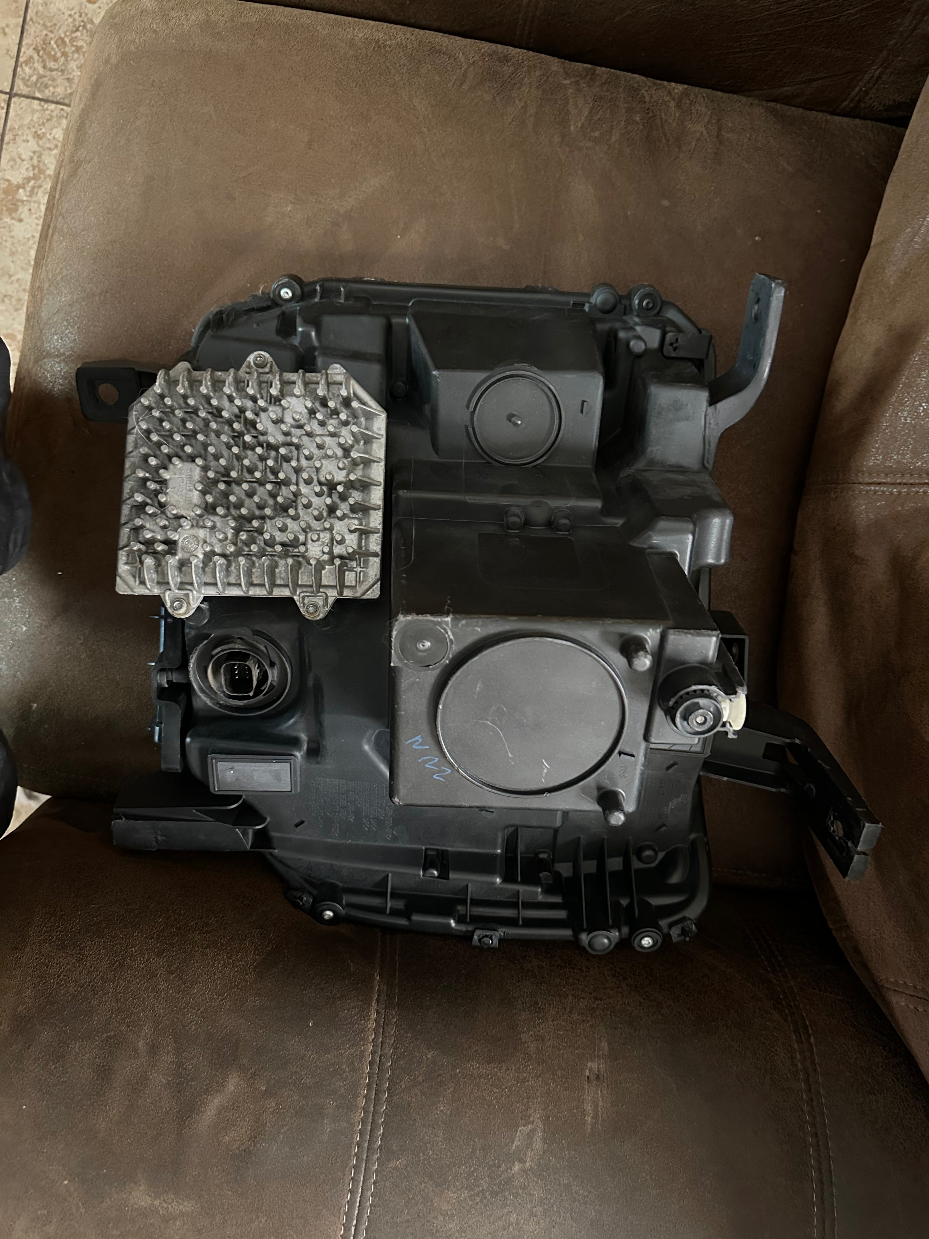 2016 - 2018 GMC Sierra 1500 Full LED Headlight Passenger Right RH OEM 1482